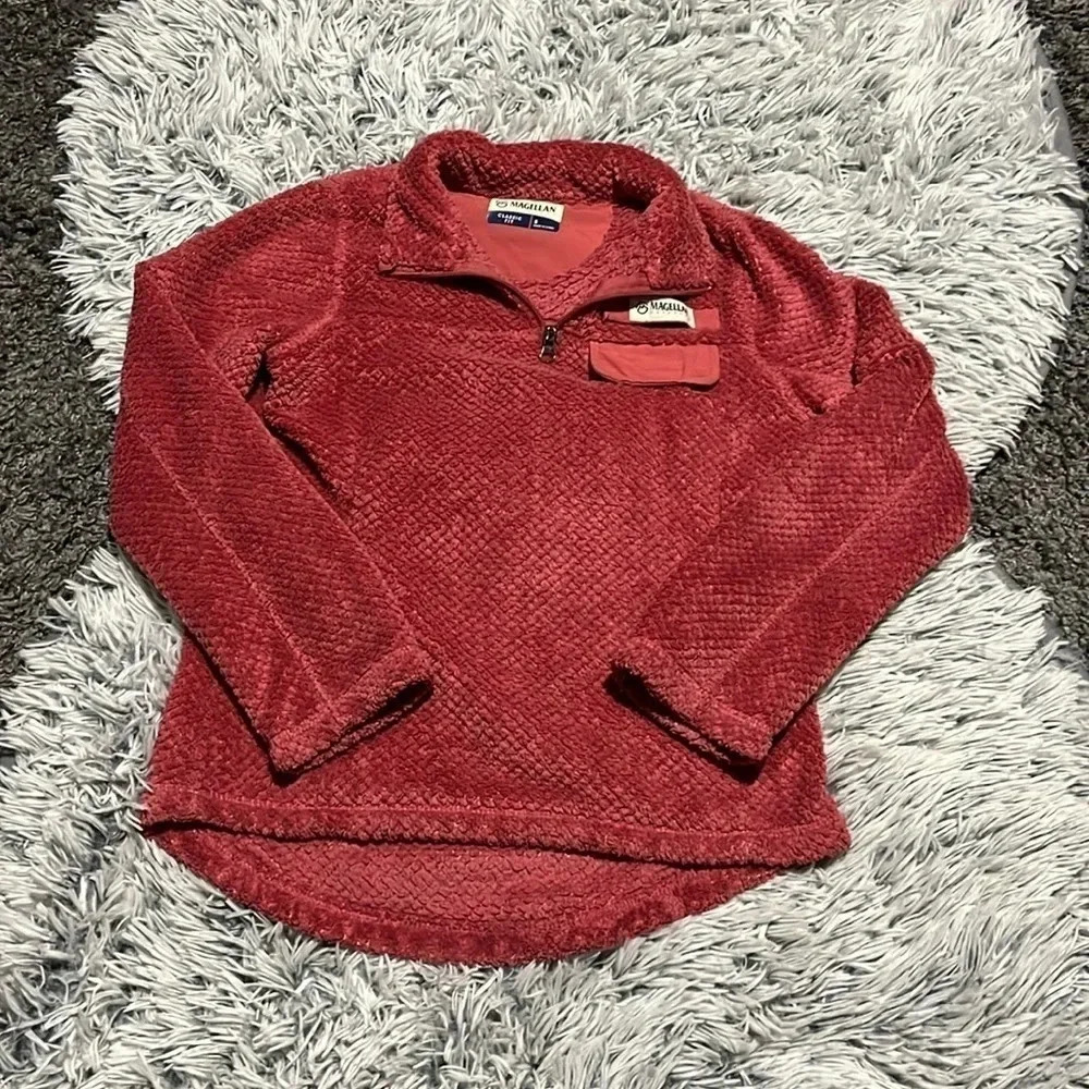 Magellan Outdoor Pullover Size Small